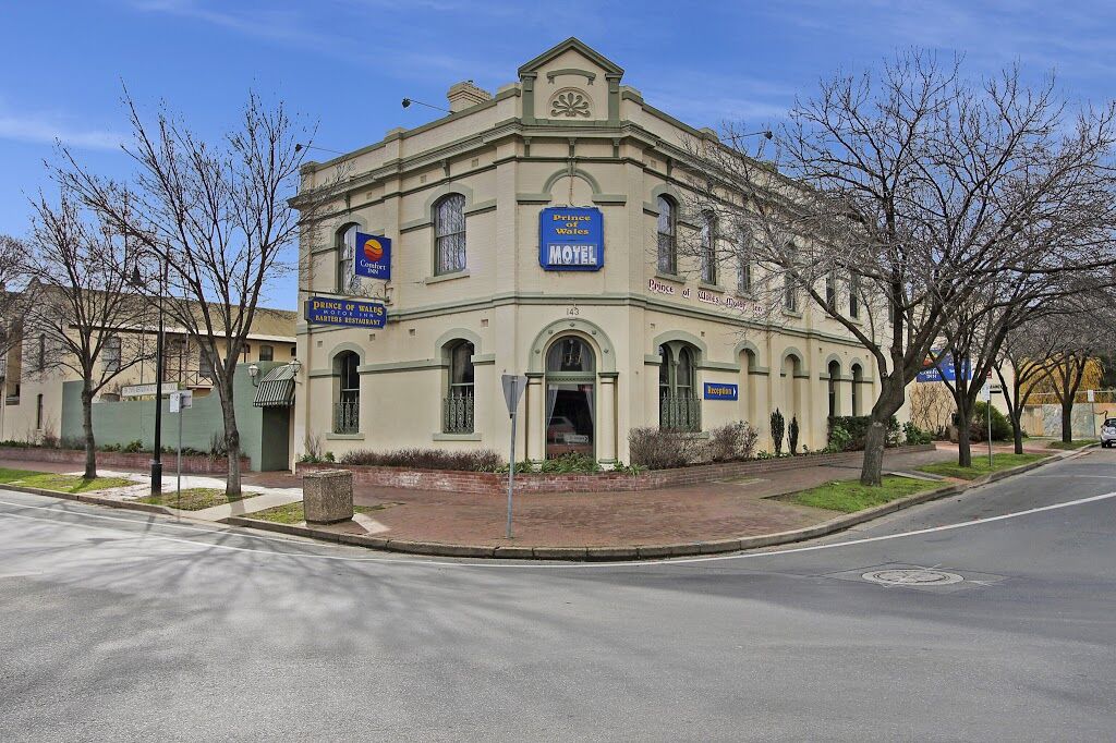 Prince Of Wales Hotel Wagga Wagga Exterior photo